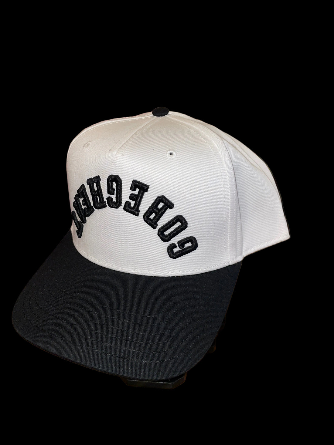 R4I Hat-White&Black